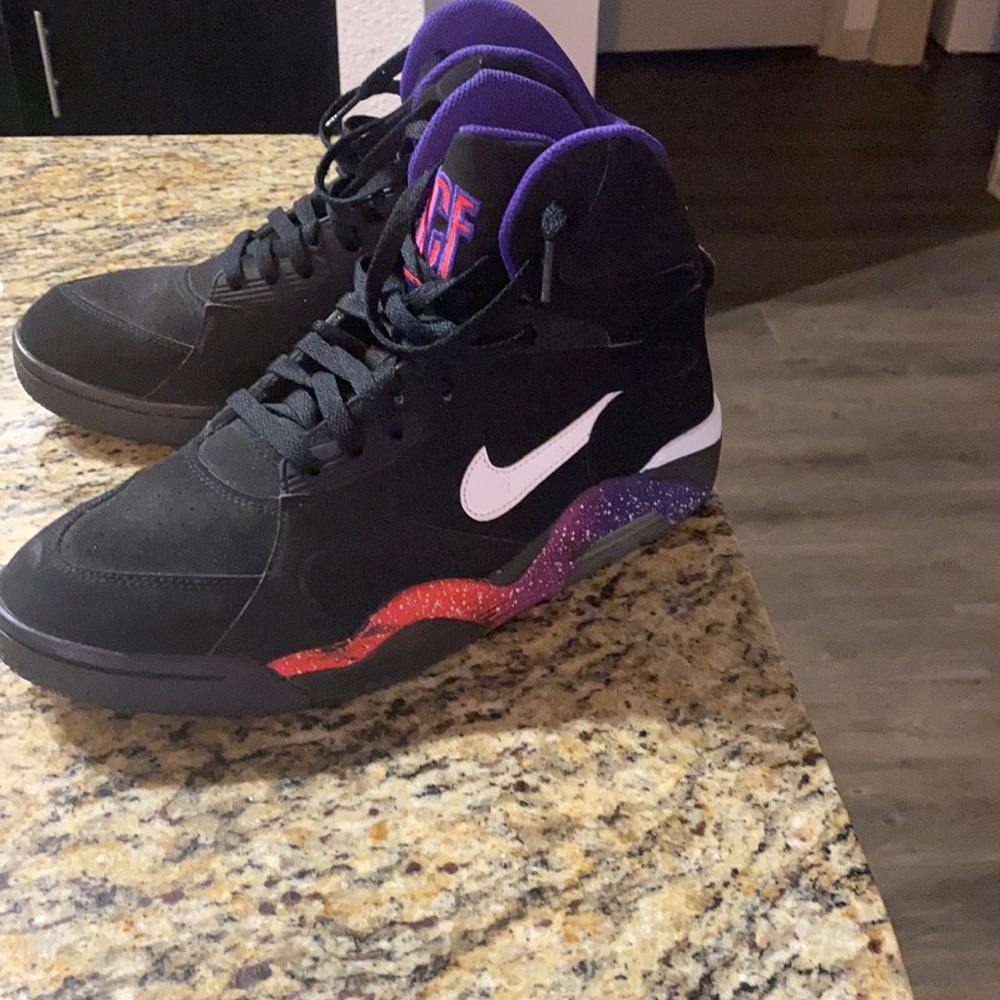 Some Old school nikes I have had since 2016.